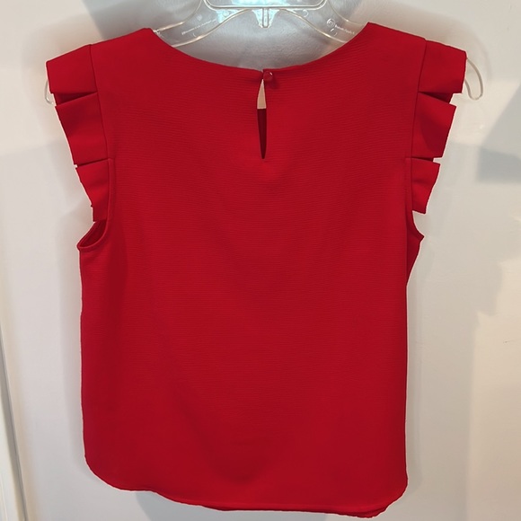 ♥️ Beautiful Red Monteau Top in Size Small - Picture 5 of 6